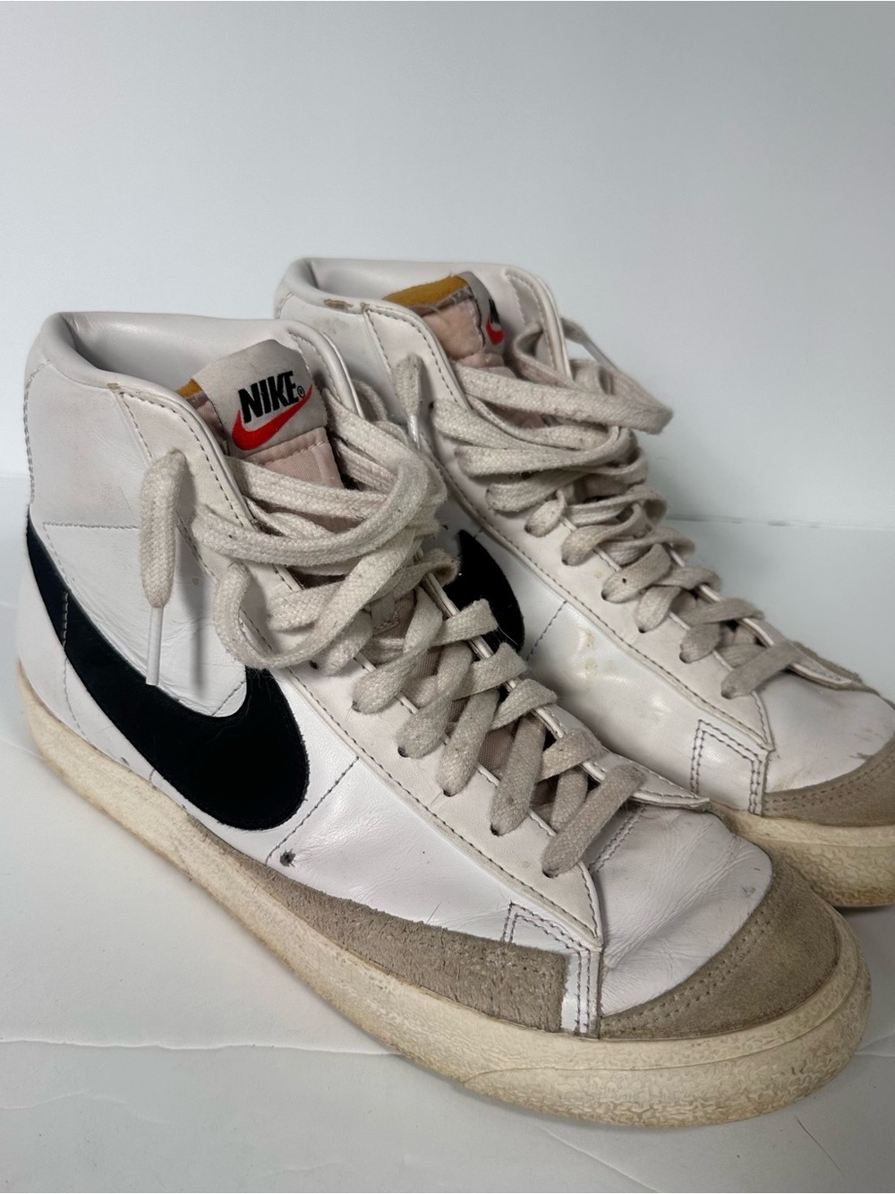 Nike Blazer Mid '77 White Black Retro Sneakers